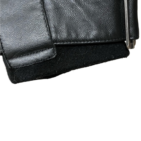 Women’s Bomber Jacket - Picture 3 of 7